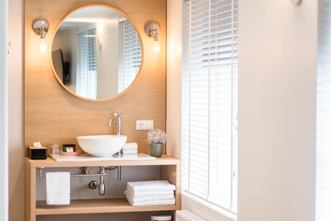 Fietshotel Zee Van Tijd โฮลเวิร์ด ภายนอก รูปภาพ