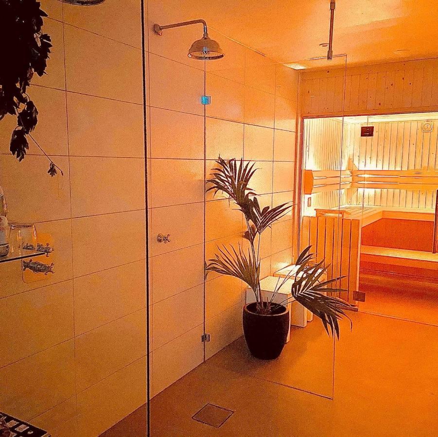 Fietshotel Zee Van Tijd โฮลเวิร์ด ภายนอก รูปภาพ